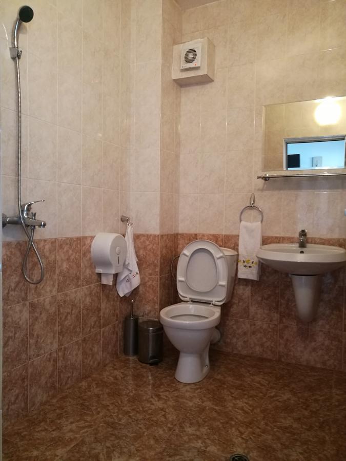 Family Hotel Lipite Tipchenitsa Dış mekan fotoğraf