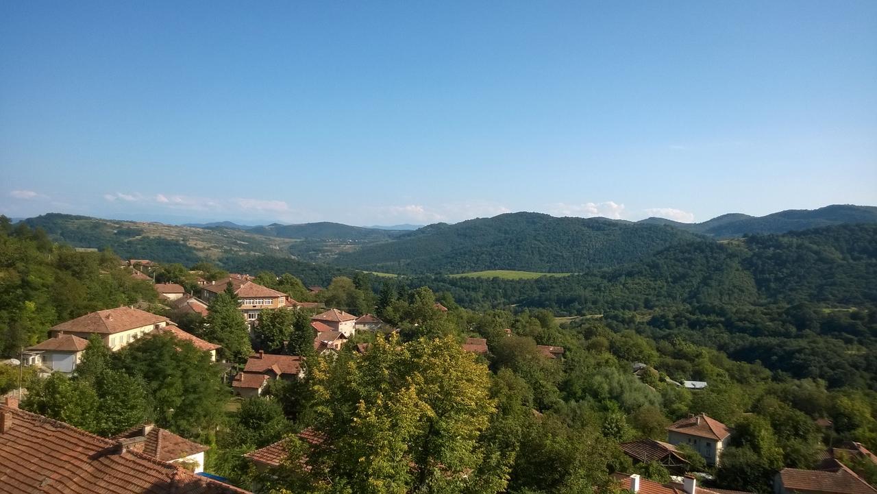 Family Hotel Lipite Tipchenitsa Dış mekan fotoğraf